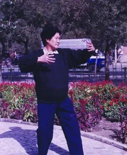 管家婆一肖一碼100澳門(mén)：賭場(chǎng)高手的不傳之秘