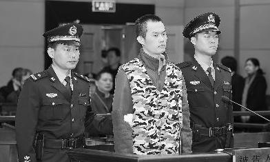 女子長(zhǎng)期遭家暴殺夫被判五年，家庭暴力的陰影與司法正義的考量，女子家暴受害者殺夫獲刑五年，家庭暴力的陰影與司法正義的挑戰(zhàn)