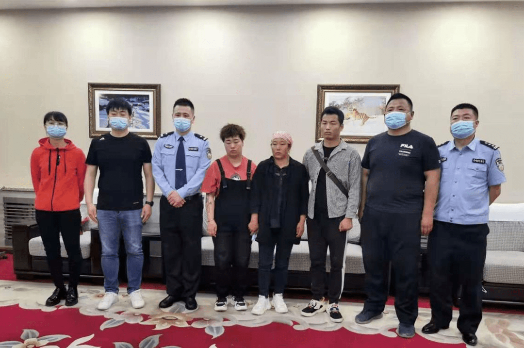 廈門女孩遭前男友囚禁潑開水事件深度解析，廈門女孩遭前男友囚禁潑開水事件內(nèi)幕深度解析