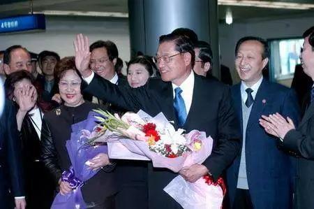 中國十大鋼鐵廠排名及其影響力分析，中國十大鋼鐵廠排名與影響力深度解析