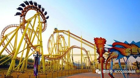 澳門正版免費秋季資料大全旅游團，警惕背后的法律風險與犯罪問題，澳門旅游團資料背后的法律風險與犯罪問題警惕