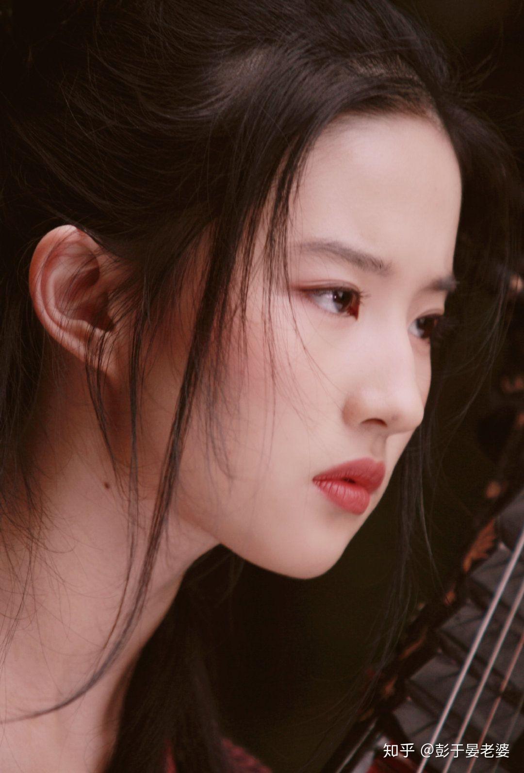 劉亦菲長相評價，古典與現(xiàn)代交融的獨特魅力，劉亦菲，古典與現(xiàn)代交融的獨特魅力，美貌評價大揭秘