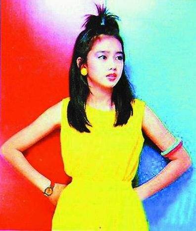 劉德華演唱會，妻子的罕見露面，星光下的愛情見證，劉德華演唱會，妻子罕見露面，星光見證愛情時刻
