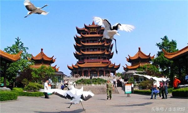 武漢十大必玩景點(diǎn)，深度探索與體驗(yàn)，武漢深度游，十大必玩景點(diǎn)的探索與體驗(yàn)