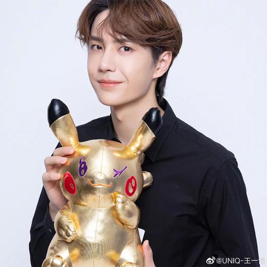 大皇王中王一肖，傳奇與榮耀的交融，大皇王中王一肖，傳奇與榮耀的碰撞