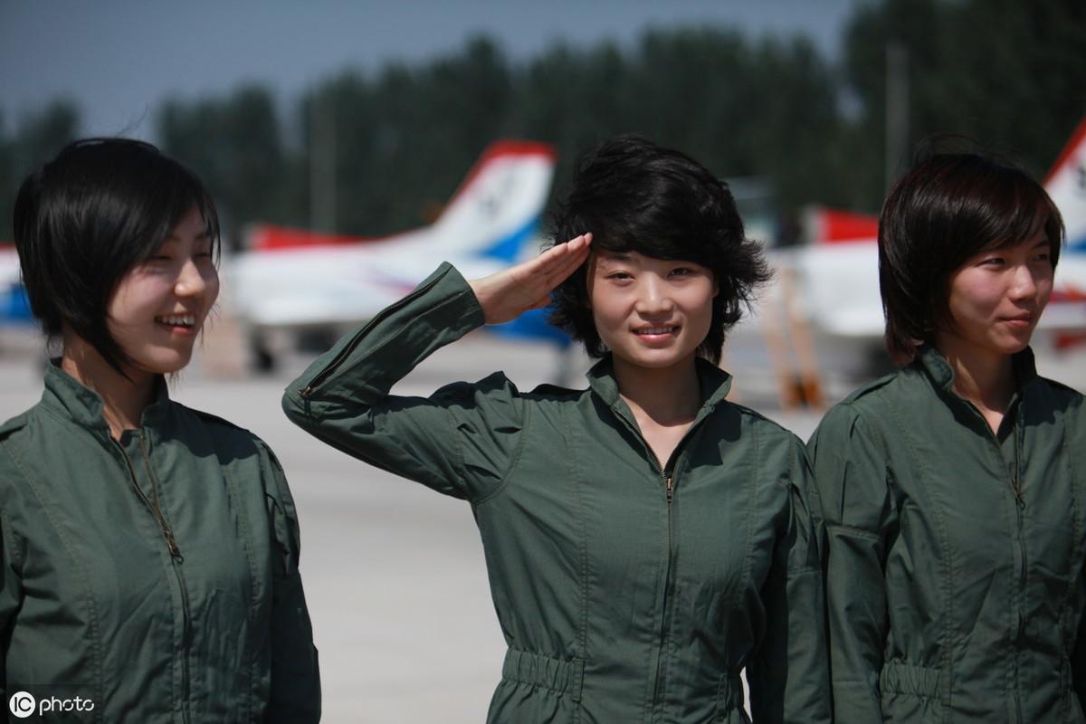 殲-15摔機(jī)四架原因深度解析，殲-15四架摔機(jī)原因深度探究