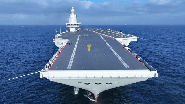 福建艦最新高清圖片展示，探索中國(guó)海軍新里程碑，福建艦高清圖片展示，中國(guó)海軍新里程碑的探索