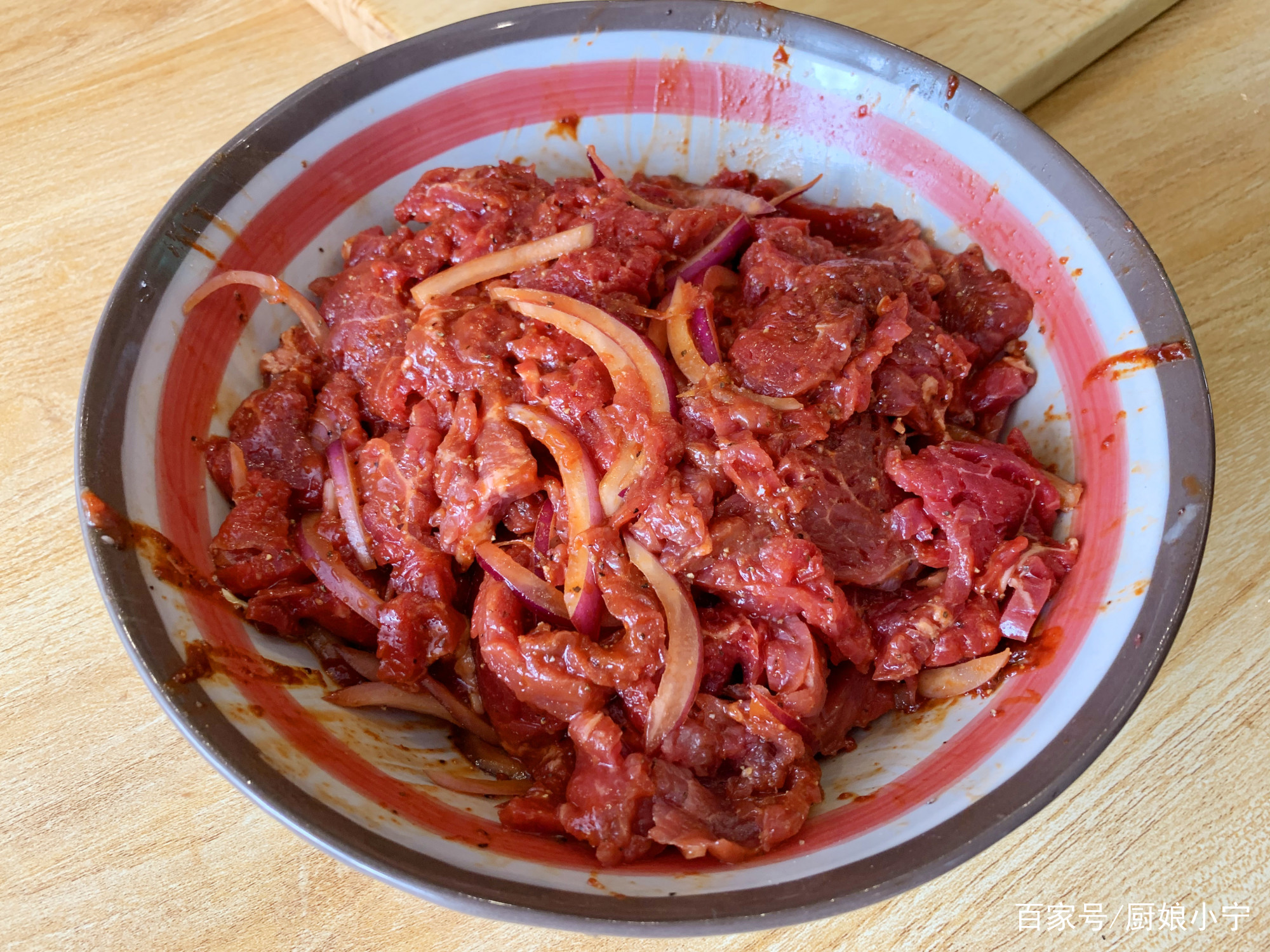 烤肉怎樣腌制才能又嫩又好吃——探索美味烤肉的腌制秘訣，探索美味烤肉的腌制秘訣，如何腌制烤肉使其鮮嫩多汁，口感絕佳？
