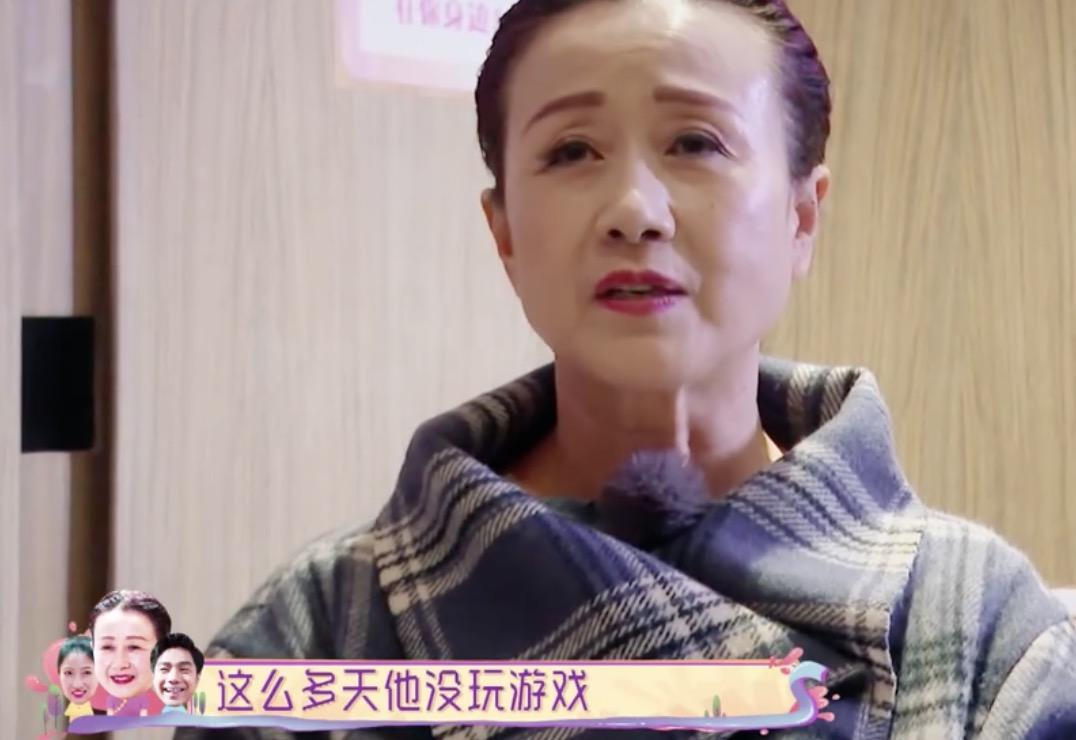 袁成杰父母資料，揭秘明星背后的家庭背景，袁成杰家庭背景揭秘，父母資料大公開(kāi)