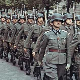 德國(guó)軍裝的演變與特色，德國(guó)軍裝的演變與特色探究