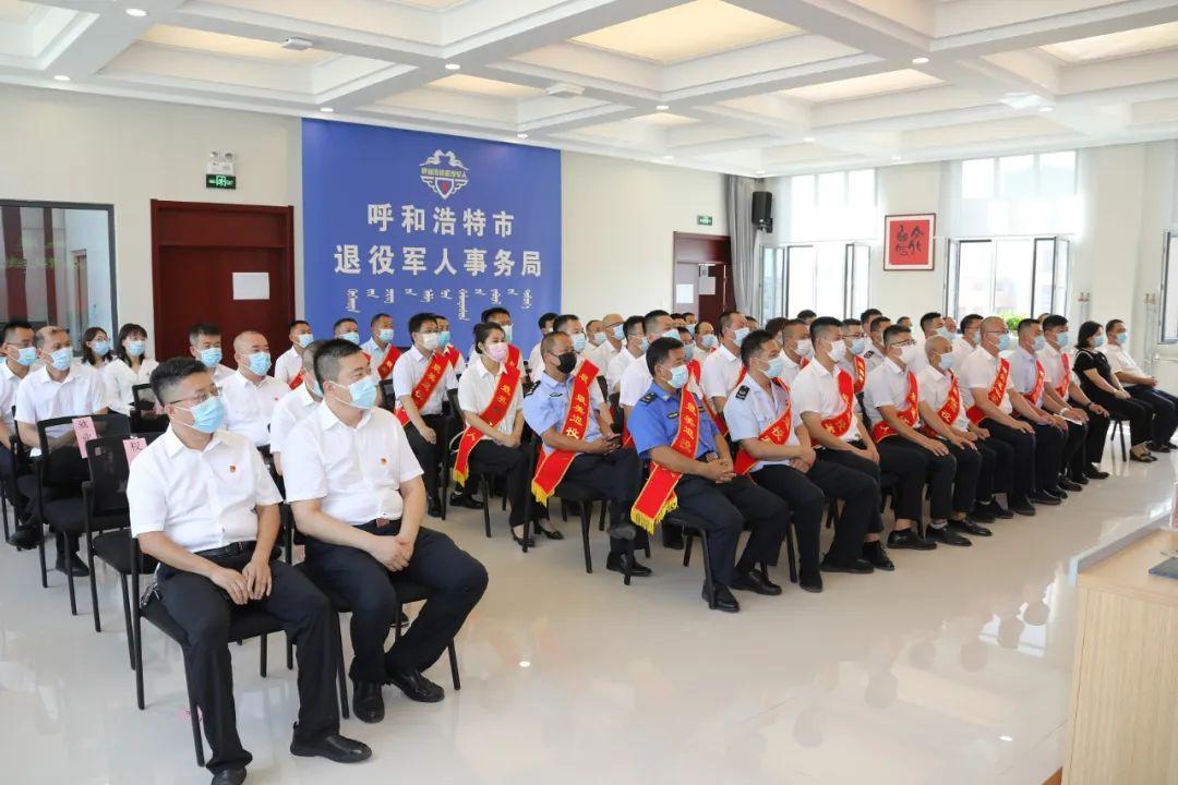 揭秘2022新版軍裝，科技、舒適與威嚴(yán)的完美結(jié)合，揭秘，2022新版軍裝融合科技與威嚴(yán)，舒適度大提升