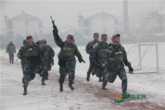 飛揚軍事經(jīng)典片段，歷史的瞬間與永恒的回響，飛揚軍事經(jīng)典片段，歷史瞬間與永恒回響的交響