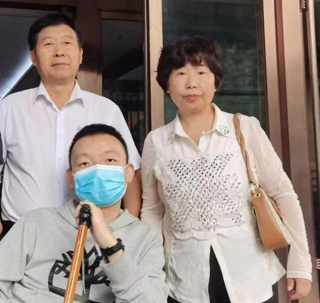 軍裝頭像圖片，展現(xiàn)榮耀與責(zé)任，軍裝頭像圖片，榮耀與責(zé)任的象征