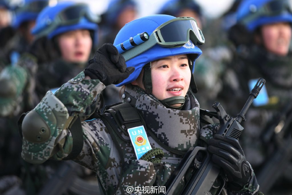 關(guān)于女兵的文案，她們的力量與榮耀，女兵的力量與榮耀，展現(xiàn)非凡風(fēng)采