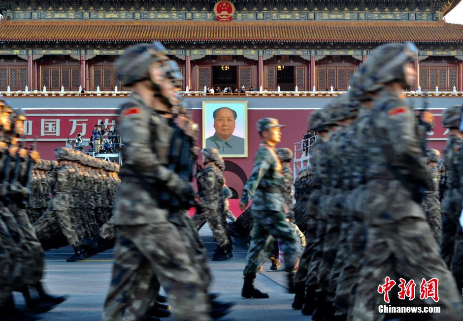大閱兵前部隊的集結(jié)過程，大閱兵前夕，部隊集結(jié)備戰(zhàn)盛典