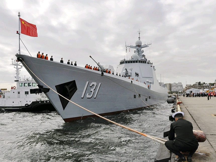 新131艦，中國(guó)海軍的新銳力量，中國(guó)海軍新銳力量，新131艦亮相