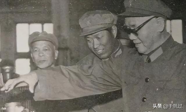 空十五軍是中國人民解放軍空軍的一個重要組成部分，擔負著保衛(wèi)祖國領(lǐng)空安全的重任。本文將介紹空十五軍下屬的部隊，包括各個部隊的任務(wù)和特點。，空十五軍下屬部隊介紹，保衛(wèi)祖國領(lǐng)空的重要力量
