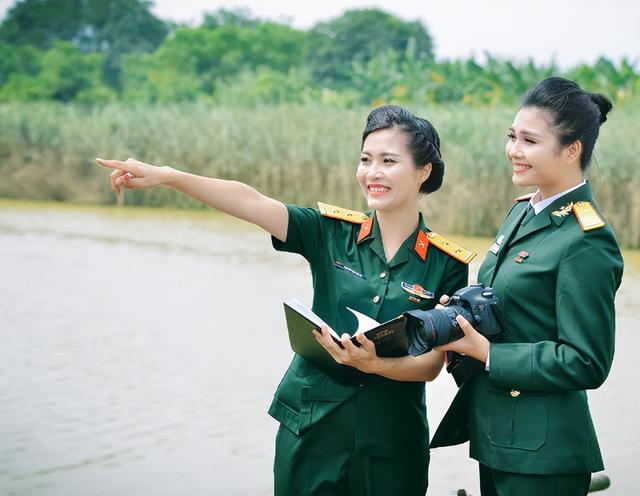 中國女兵在越南，電影中的英勇身影與在線播放的共鳴時刻，中國女兵在越南，電影中的英勇與在線共鳴時刻