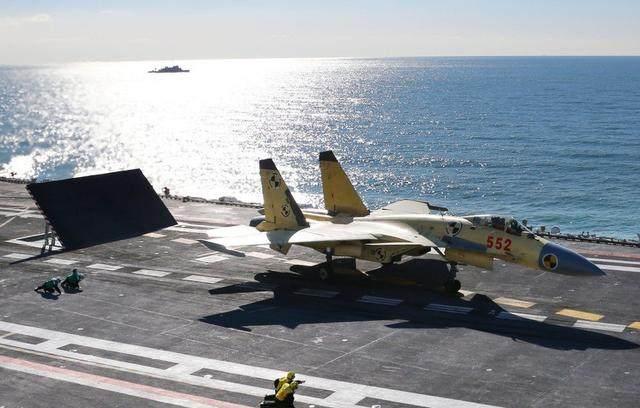 殲-15在遼寧艦的起降全過程解析，殲-15在遼寧艦起降全過程深度解析