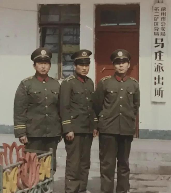 83式警服，時代的標志與記憶的印記，83式警服，時代標志與記憶印記