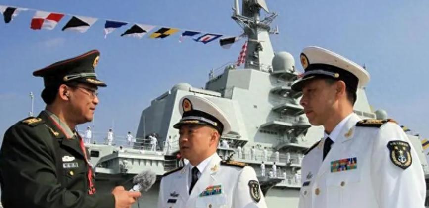 艦長軍銜，揭秘海軍艦艇指揮官的身份與職責(zé)，揭秘海軍艦艇指揮官身份與職責(zé)，艦長軍銜解析