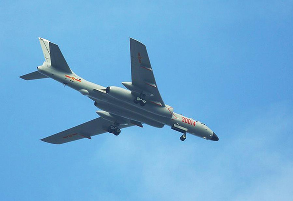中國空軍航空大學(xué)與二航的關(guān)系解析，中國空軍航空大學(xué)與二航關(guān)系深度解析