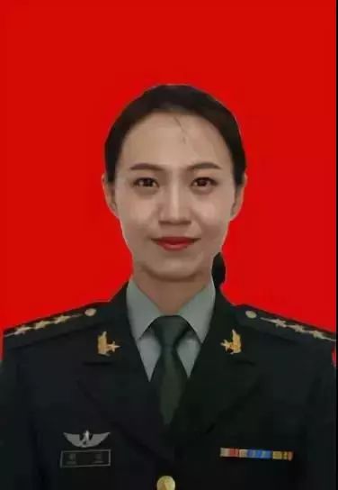三軍儀仗隊中的璀璨明星——程誠少校，三軍儀仗隊中的耀眼之星，程誠少校風(fēng)采展露