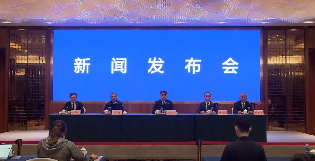 今晚新聞聚焦，時事熱點深度解讀，時事熱點深度解讀，今晚新聞聚焦