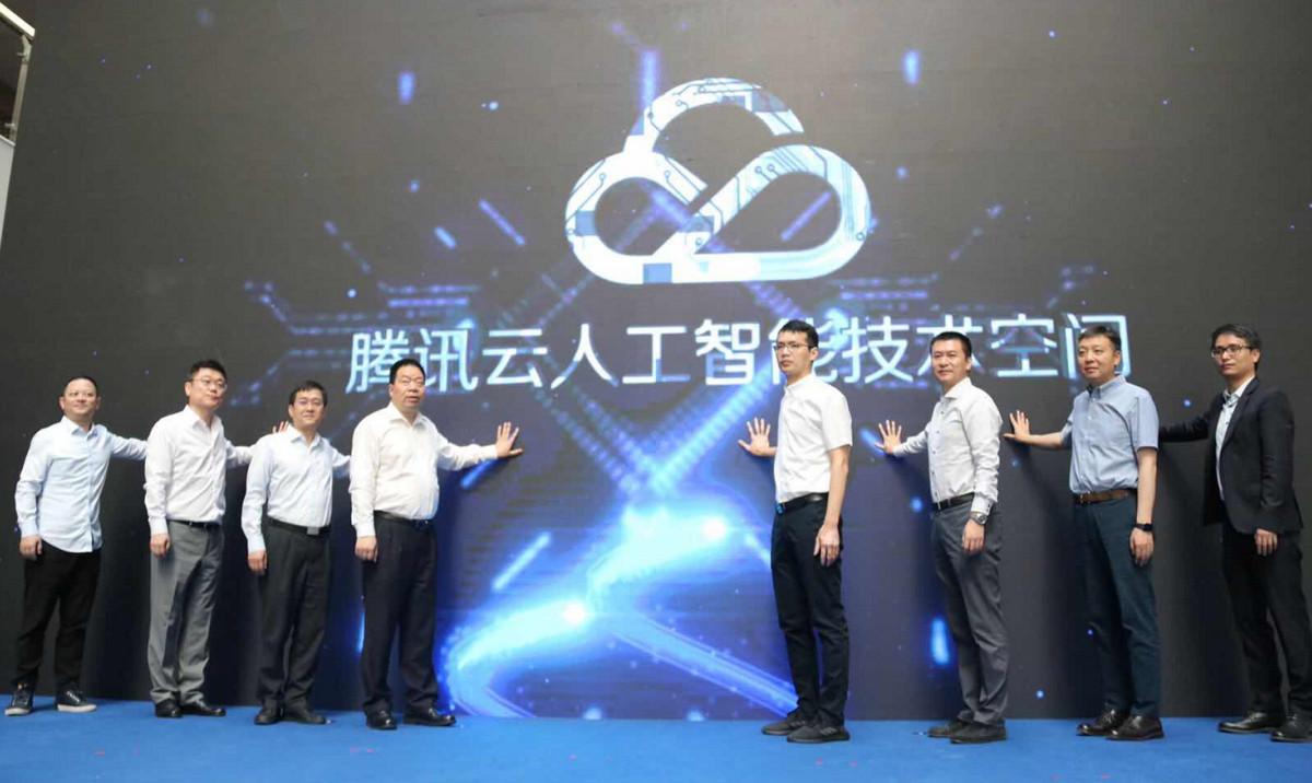 科技創(chuàng)新引領(lǐng)未來(lái)，新聞發(fā)布會(huì)與政策解讀，科技創(chuàng)新引領(lǐng)未來(lái)，新聞發(fā)布會(huì)與政策解讀概覽