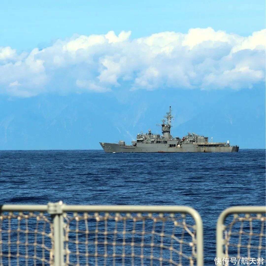 臺海巡署大艦徘徊海峽中線，區(qū)域安全的新視角與深層意義，臺海巡署大艦徘徊海峽中線，區(qū)域安全新視角與深層內(nèi)涵解讀