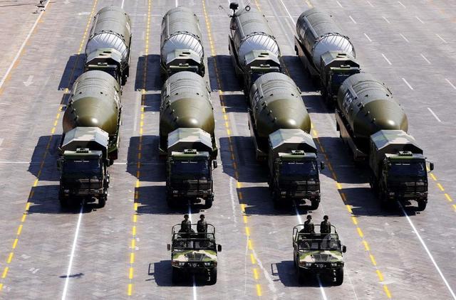 東風-51洲際彈道導彈重型，力量與技術的完美結合，東風-51洲際彈道導彈重型，力量與技術的巔峰融合