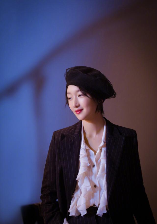 中國人民武裝警察部隊特種警察學院女生的風采，中國人民武裝警察部隊特種警察學院女生風采展示