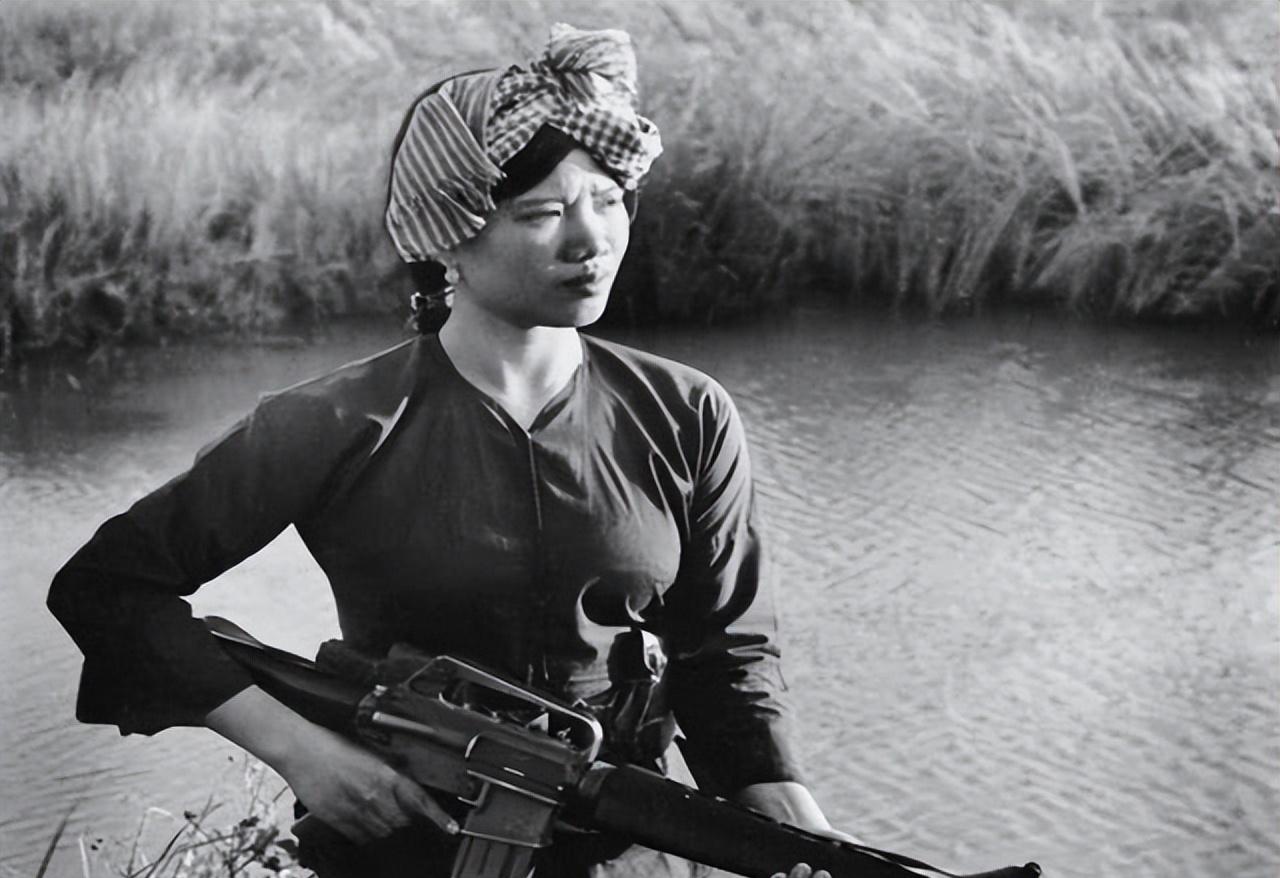 中國(guó)女兵在越南，歷史與現(xiàn)代的交匯，中國(guó)女兵在越南，歷史與現(xiàn)代的交織之旅
