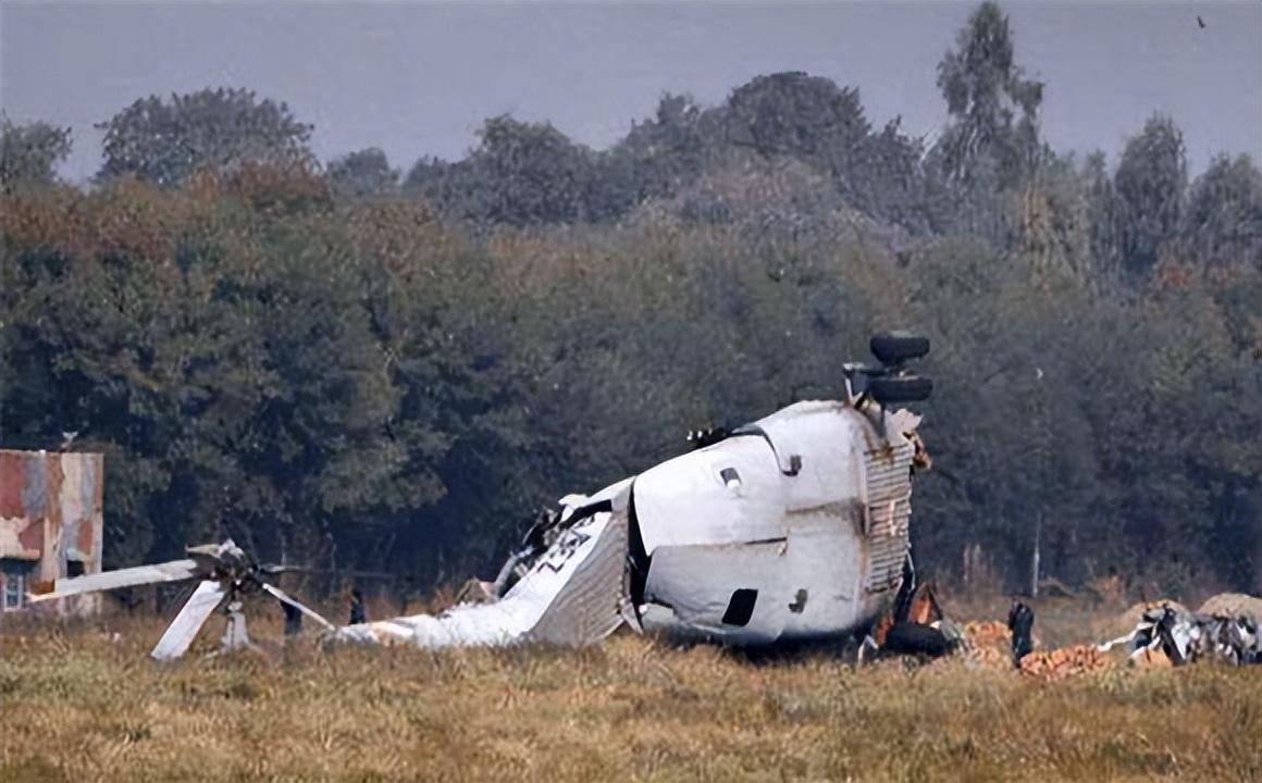 空軍一號飛機墜毀事件深度解析，空軍一號墜機事件深度剖析