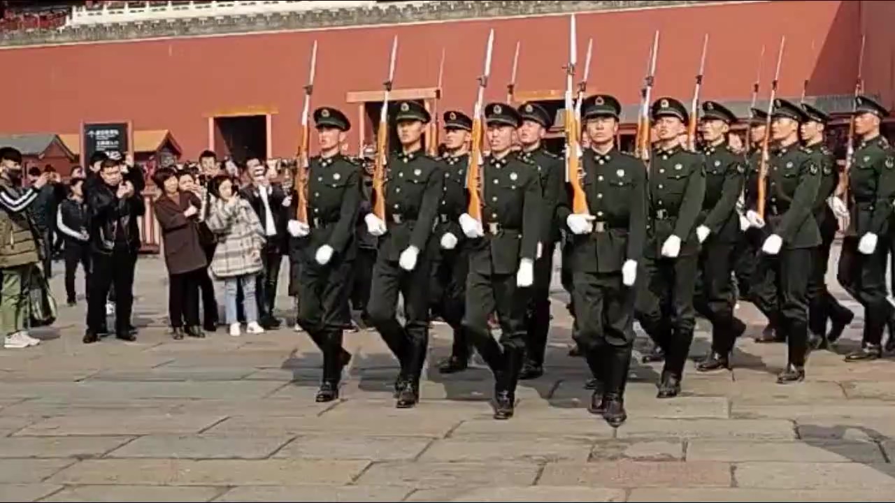祖國不會忘記——三軍儀仗隊的榮耀與使命（完整版），三軍儀仗隊的榮耀使命，祖國的銘記與致敬（完整版）