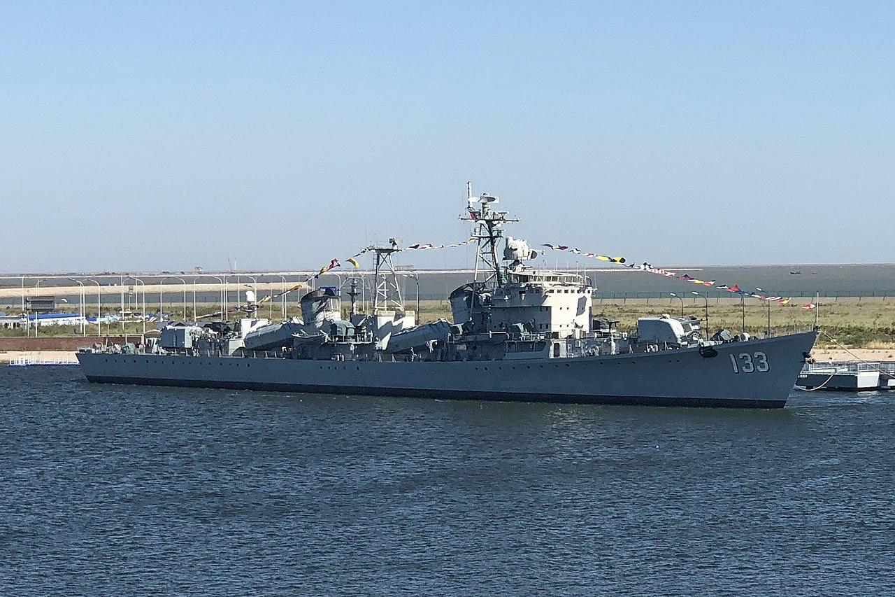 探究中國海軍新一代主力戰(zhàn)艦，052C型驅(qū)逐艦的動力系統(tǒng)，中國海軍新一代主力戰(zhàn)艦，揭秘052C型驅(qū)逐艦動力系統(tǒng)