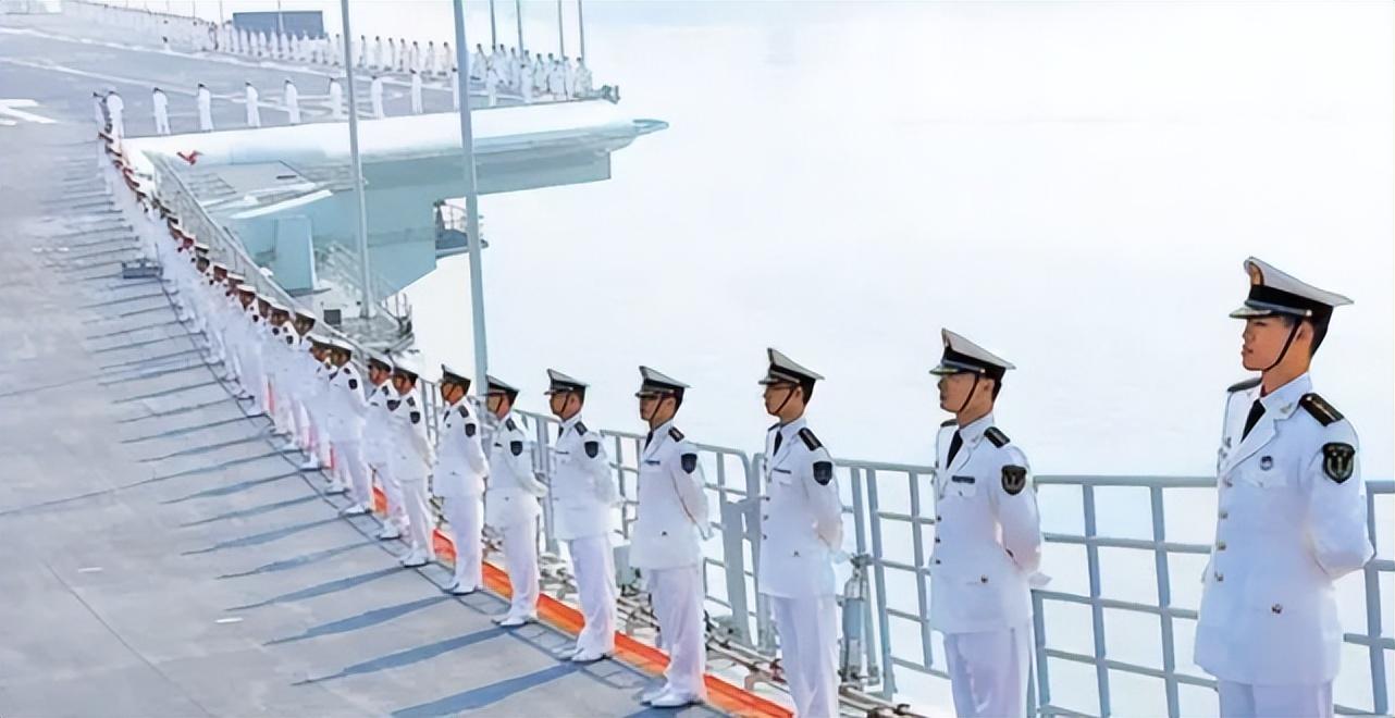 揭秘中國海軍的驕傲，171導(dǎo)彈護衛(wèi)艦發(fā)射導(dǎo)彈的瞬間，中國海軍驕傲，揭秘導(dǎo)彈護衛(wèi)艦發(fā)射導(dǎo)彈瞬間
