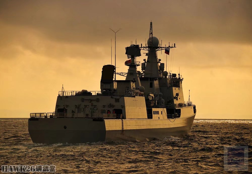深海之影，051C型導彈驅逐艦的傳奇故事，深海傳奇，揭秘051C型導彈驅逐艦的神秘之旅