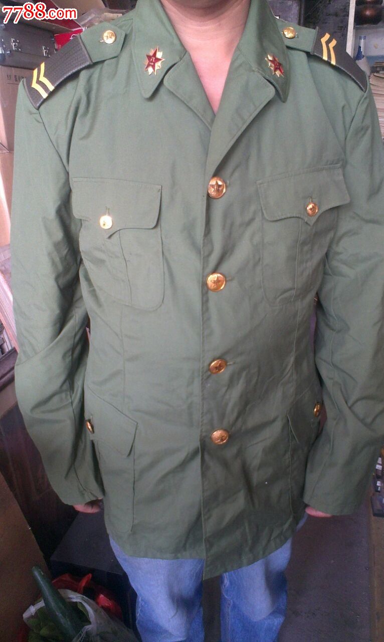 軍服背后的榮耀與傳承——走進神秘的99軍服世界，走進神秘的軍服世界，榮耀與傳承的99軍服探秘