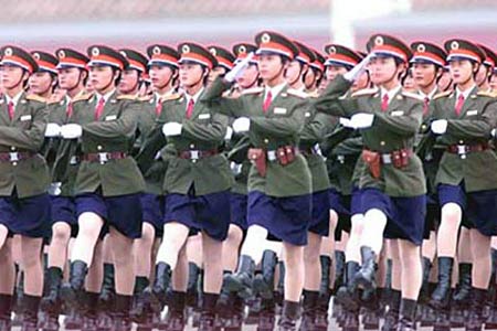 歷屆女兵方隊(duì)，展現(xiàn)女性力量與榮耀的篇章，歷屆女兵方隊(duì)，女性力量與榮耀的輝煌篇章