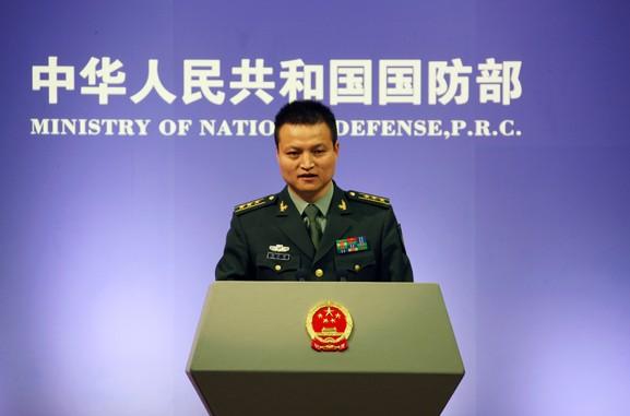 國防部的堅實后盾，歷屆發(fā)言人楊宇軍的歷程與貢獻，國防堅實后盾，發(fā)言人楊宇軍的歷程與貢獻