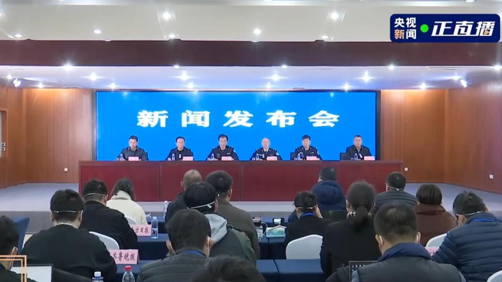 中央新聞發(fā)布會(huì)關(guān)于胡鑫宇事件的深入解析，胡鑫宇事件深度解析，中央新聞發(fā)布會(huì)揭秘真相