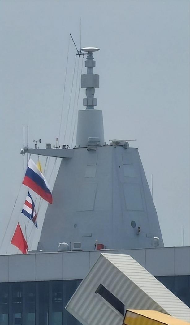 中國海軍的輝煌歷程，多少年的榮耀與擔(dān)當(dāng)，中國海軍輝煌歷程，榮耀與擔(dān)當(dāng)?shù)氖兰o(jì)之旅