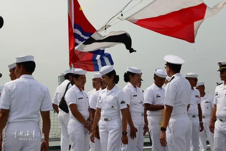 中國(guó)海軍黃山艦，新時(shí)代的海上衛(wèi)士，中國(guó)海軍黃山艦，新時(shí)代海上衛(wèi)士的驕傲