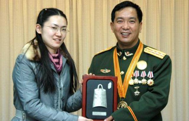 丁曉兵將軍與兒子丁陶，兩代軍人的榮耀與傳承，兩代軍人的榮耀傳承，丁曉兵將軍與兒子丁陶的故事