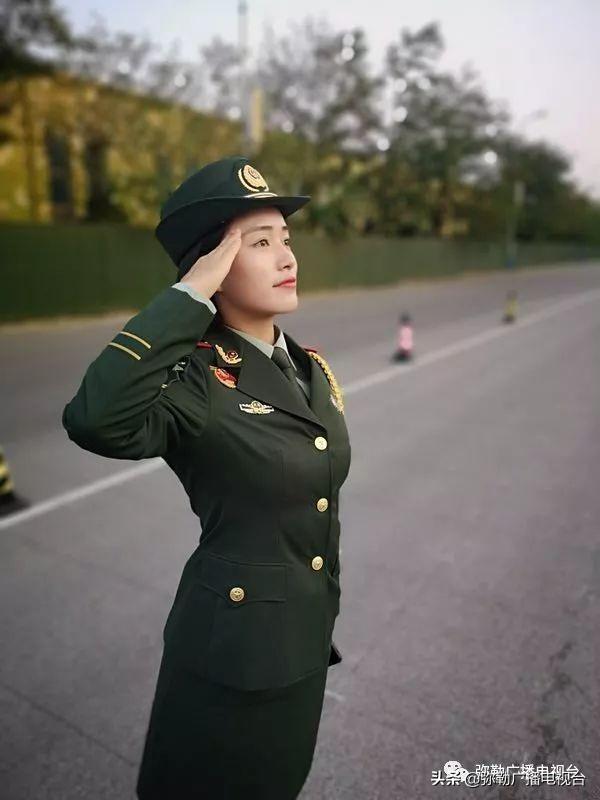 閱兵儀式的方陣，榮耀與力量的展現(xiàn)，閱兵儀式方陣，榮耀與力量的璀璨展現(xiàn)