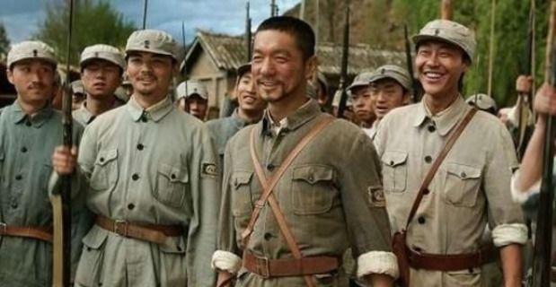 共和國(guó)勛章與一等功，究竟哪個(gè)更為厲害？，共和國(guó)勛章與一等功對(duì)比，哪個(gè)榮譽(yù)更高？