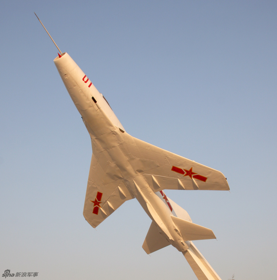 殲-12戰(zhàn)斗機模型制作指南，殲-12戰(zhàn)斗機模型制作詳解指南