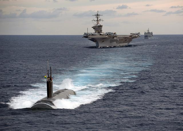 昆明艦，中國(guó)的驕傲，航母的榮光，昆明艦，中國(guó)航母之光，民族驕傲之典范