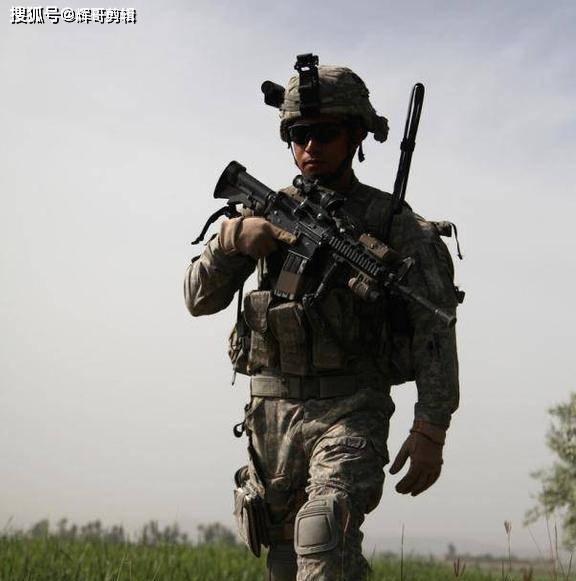 美軍現(xiàn)代單兵裝備，科技的力量與戰(zhàn)斗力的提升，美軍現(xiàn)代單兵裝備，科技力量與戰(zhàn)斗力的融合提升